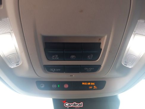 Used 2023 Buick Envision Essence w/ Sport Touring Package image 38