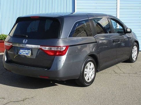 Used 2012 Honda Odyssey LX image 3