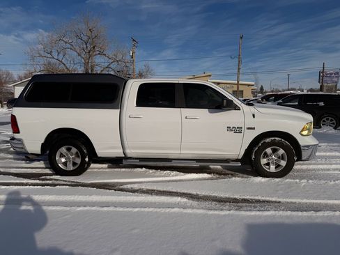 Used 2021 RAM 1500 Classic SLT image 5