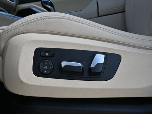 Used 2020 BMW X5 sDrive40i w/ Convenience Package RWD image 17
