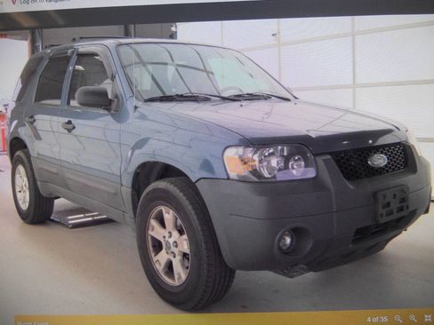 Used 2005 Ford Escape XLT FWD image 5