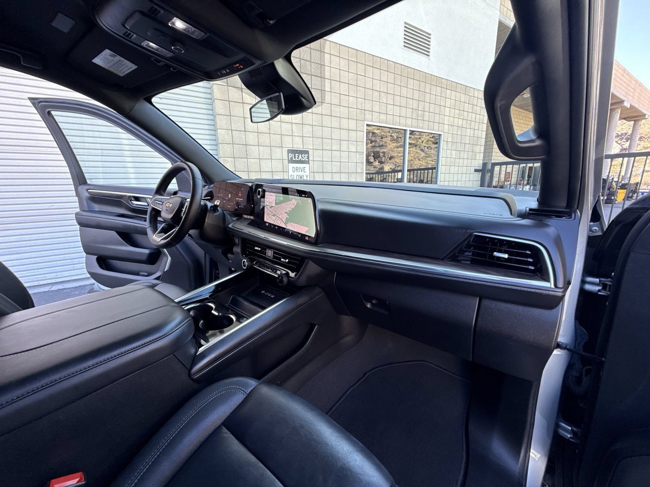 Used 2025 Chevrolet Tahoe LT RWD image 29