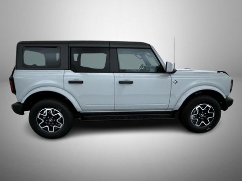 New 2026 Ford Bronco Outer Banks AWD/4WD image 4