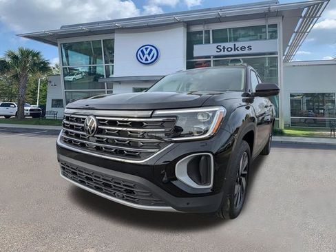 New 2026 Volkswagen Atlas SE FWD image 8