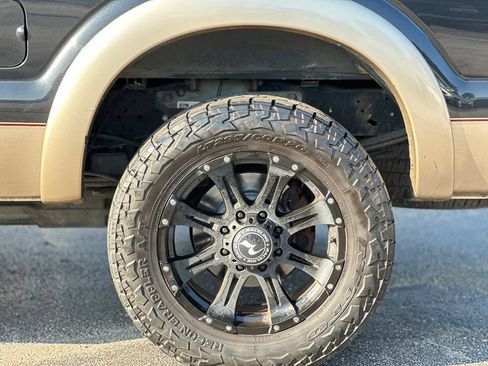 Used 2013 Ford F250 King Ranch w/ FX4 Off Road Pkg AWD/4WD image 31