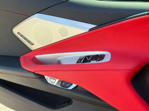 Used 2024 Chevrolet Corvette Stingray Preferred Cpe w/ Z51 Performance Package RWD image 28