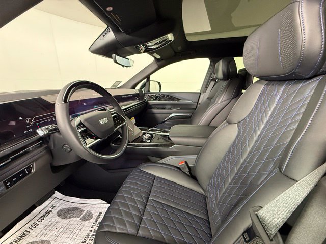 Used 2026 Cadillac Escalade IQL Luxury AWD/4WD image 5