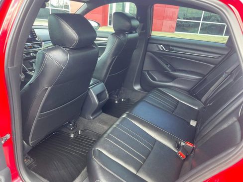 Used 2019 Honda Accord Sport image 15