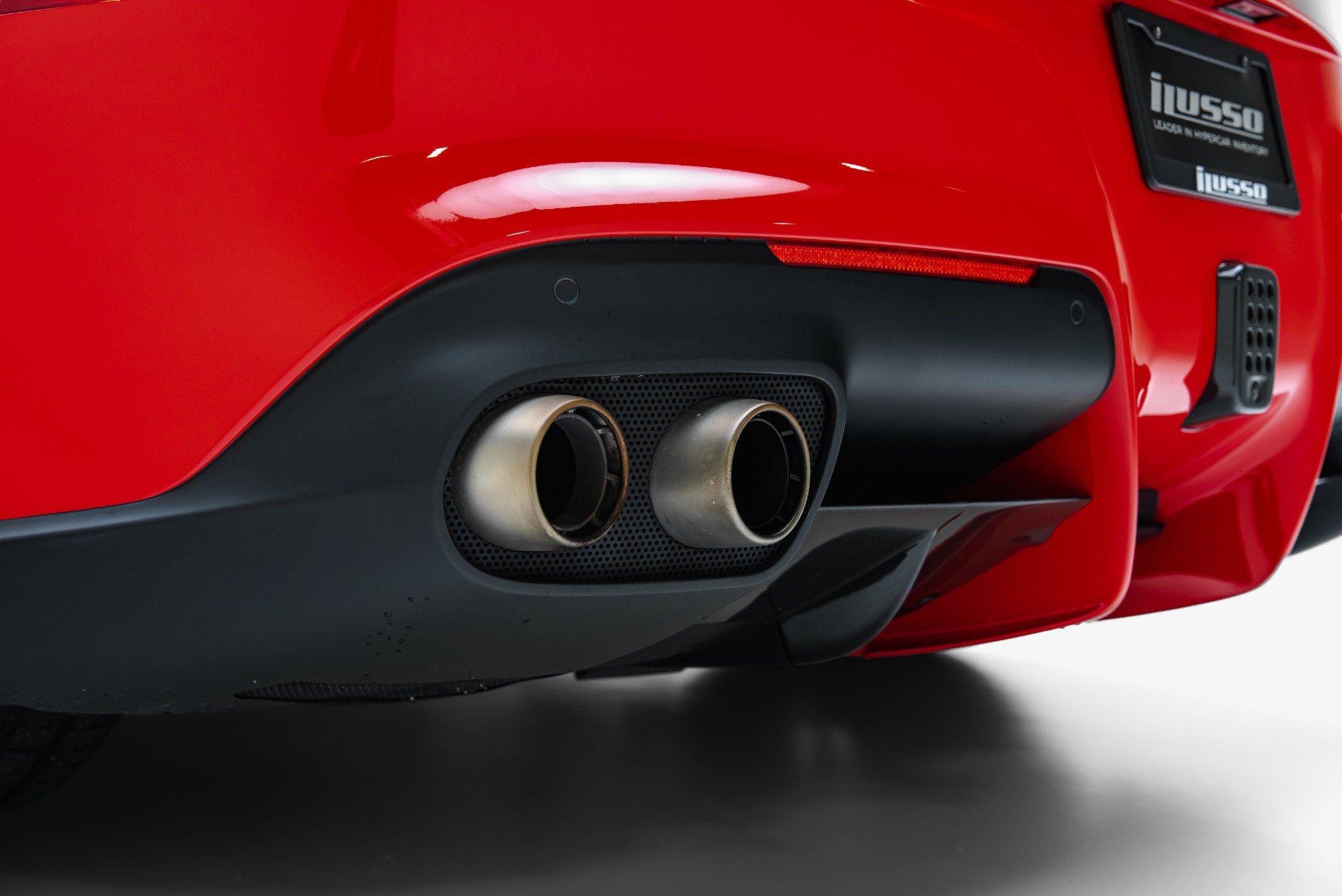 Used 2017 Ferrari F12 Berlinetta RWD image 47
