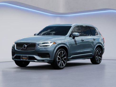 Used 2022 Volvo XC90 T6 Momentum w/ Protection Package Premier AWD/4WD image 1