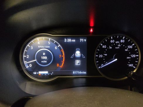 Used 2018 Nissan Kicks SV image 23