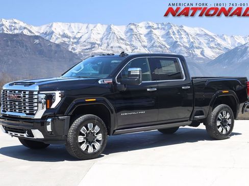 New 2026 GMC Sierra 3500 Denali w/ Denali Reserve Package AWD/4WD image 1