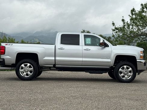 Used 2018 Chevrolet Silverado 2500 LTZ w/ Duramax Plus Package image 3