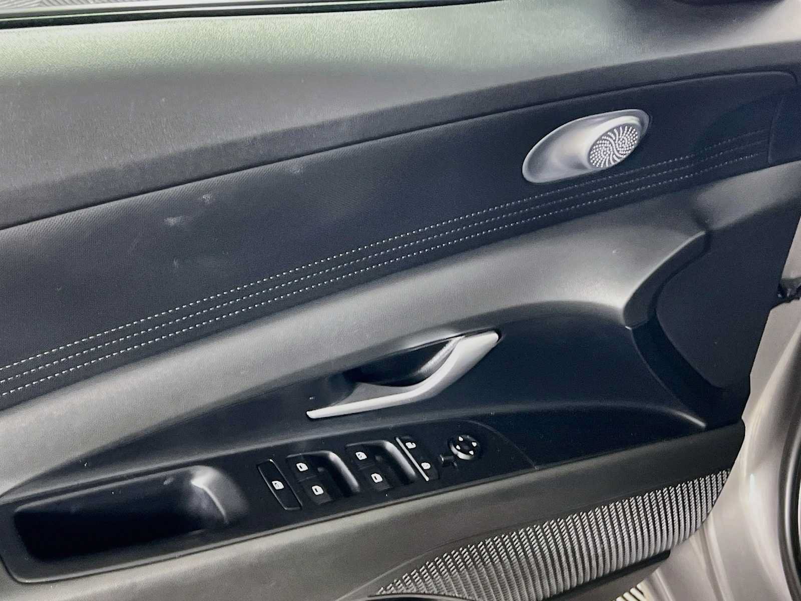 Certified 2023 Hyundai Elantra SEL FWD image 16