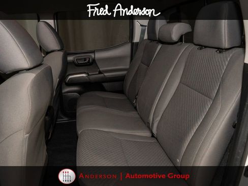 Used 2021 Toyota Tacoma SR5 RWD image 7