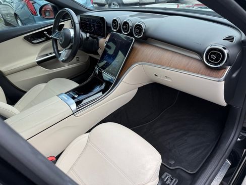 Used 2022 Mercedes-Benz C 300 Sedan image 32