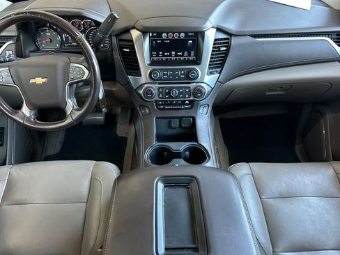 Used 2019 Chevrolet Tahoe LT image 15