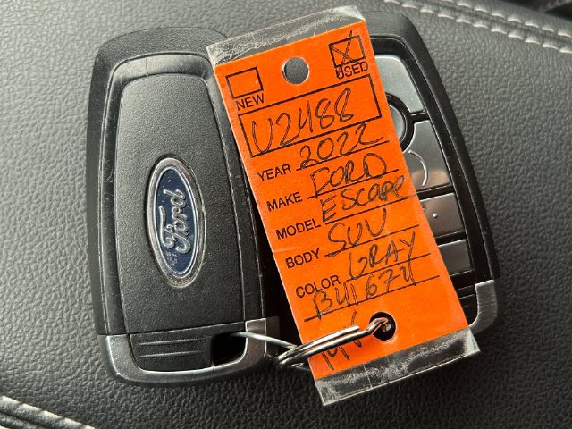 Used 2022 Ford Escape Titanium w/ Class II Trailer Tow Package AWD/4WD image 37
