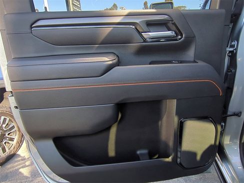 New 2026 GMC Sierra 2500 AT4 w/ AT4 Premium Plus Package image 22