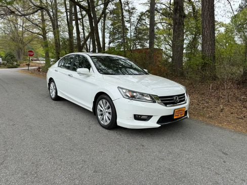 Used 2015 Honda Accord EX-L image 10