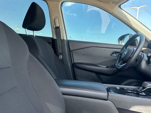Certified 2023 Nissan Rogue S FWD image 31