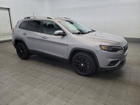 Used 2019 Jeep Cherokee Latitude Plus image 11