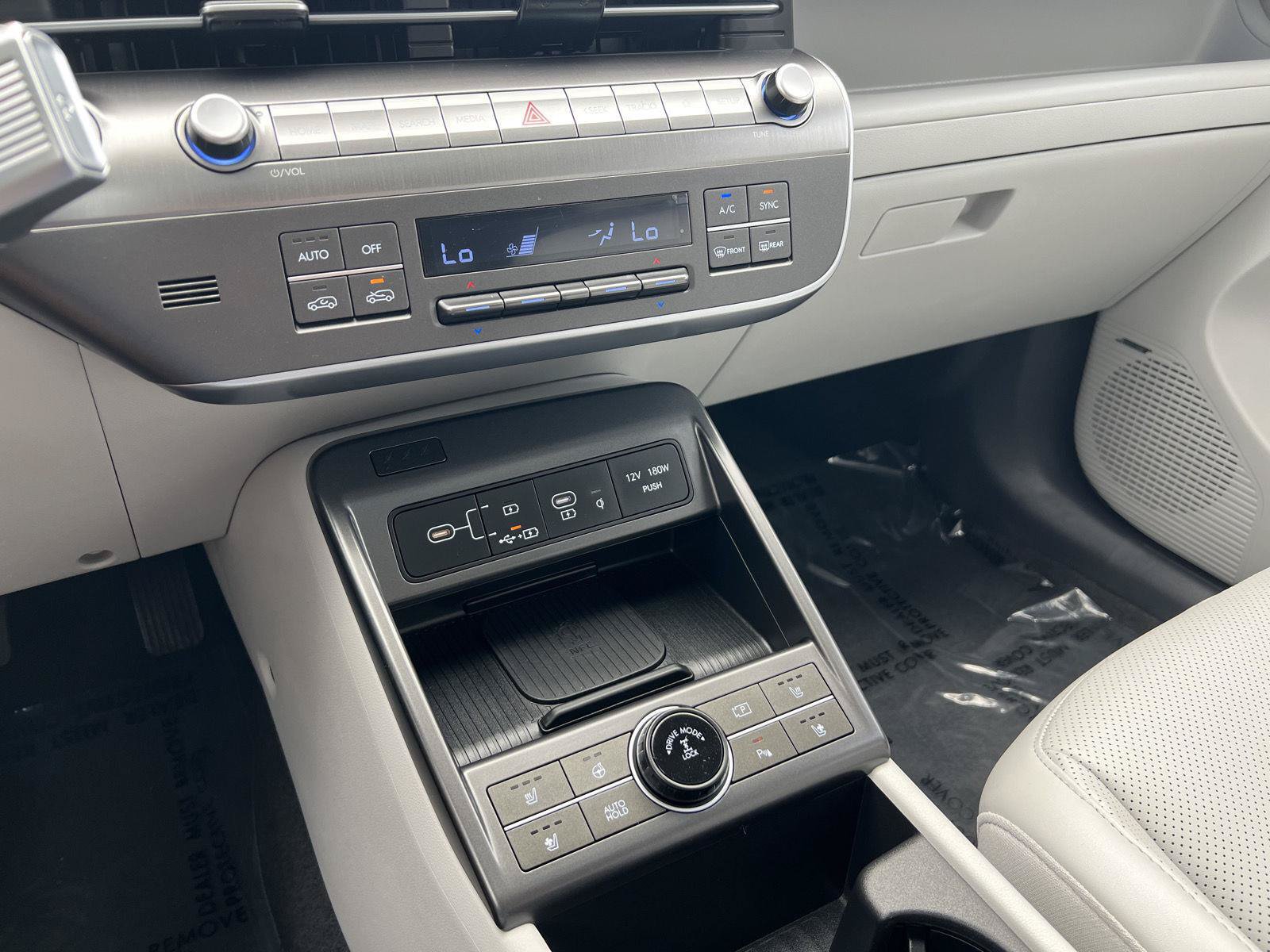 New 2026 Hyundai Kona Limited AWD/4WD image 38