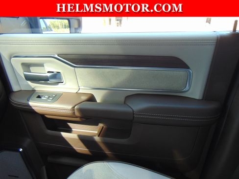 New 2025 RAM 2500 Laramie image 36