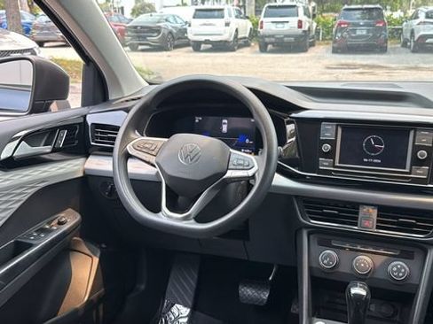 Used 2022 Volkswagen Taos S FWD image 13