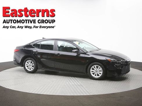 Used 2025 Toyota Camry LE FWD image 49