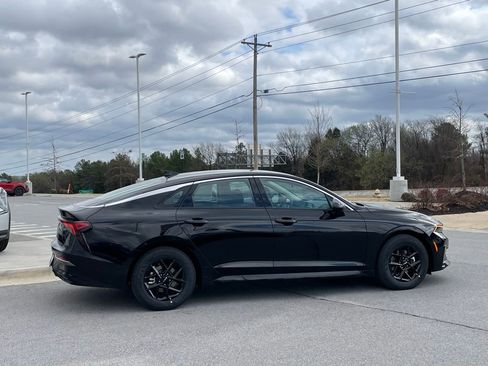 New 2026 Kia K5 LXS FWD image 8