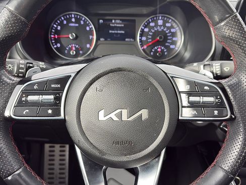 Used 2023 Kia Forte GT w/ GT2 Package image 28