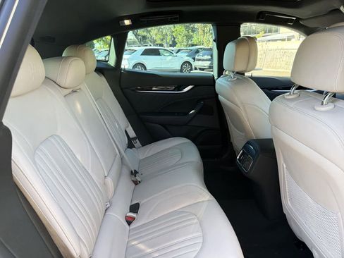 Used 2022 Maserati Levante GT image 34