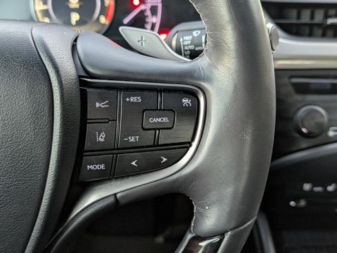 Certified 2019 Lexus ES 350 w/ Accessory Package image 24