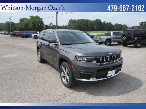 Used 2022 Jeep Grand Cherokee L Limited w/ Trailer Tow Group (B) image 15
