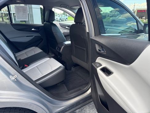 Used 2018 Chevrolet Equinox Premier FWD image 28