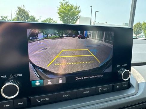 Certified 2023 Honda Accord EX image 17