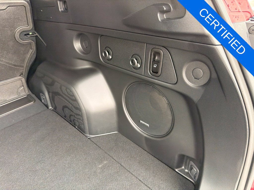 Certified 2025 Subaru Forester Touring AWD/4WD image 30