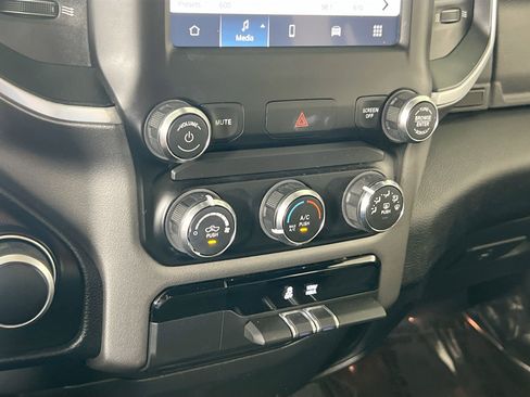 Used 2022 RAM 1500 Big Horn image 15