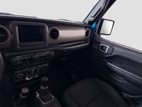 Used 2020 Jeep Wrangler Sport image 15