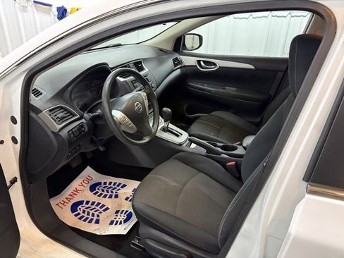 Used 2015 Nissan Sentra S image 11