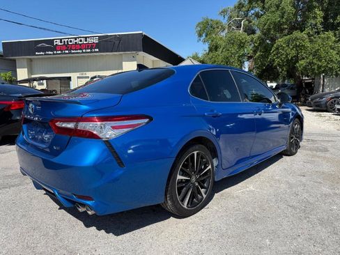 Used 2020 Toyota Camry XSE image 5