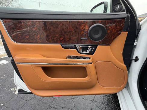 Used 2017 Jaguar XJ L Portfolio image 20