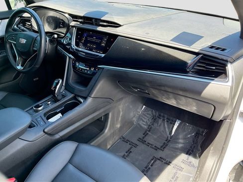 Used 2024 Cadillac XT6 Sport w/ Technology Package AWD/4WD image 32