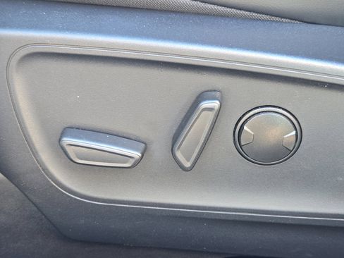 Certified 2025 Ford Escape ST-Line w/ Tech Pack #1 image 10