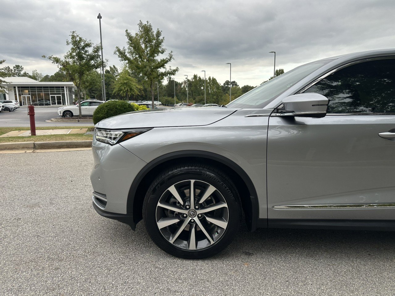 Used 2025 Acura MDX w/ Technology Package AWD/4WD image 7