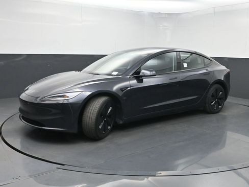 Used 2024 Tesla Model 3 Standard Range image 20