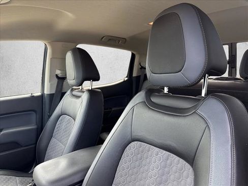 Used 2016 Chevrolet Colorado Z71 RWD image 14