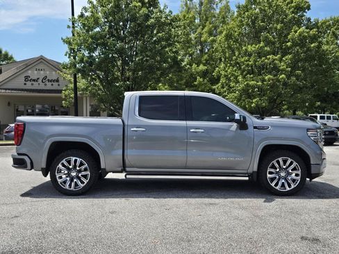 Used 2023 GMC Sierra 1500 Denali w/ Denali Reserve Package AWD/4WD image 6
