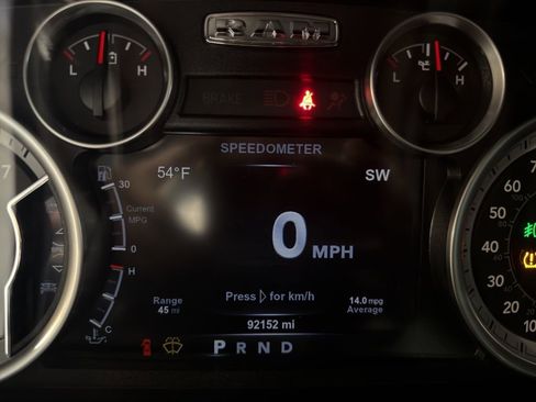 Used 2015 RAM 1500 Outdoorsman image 11